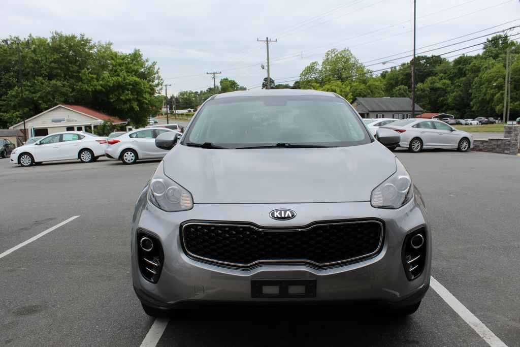 Used 2019 Kia Sportage LX AWD/4WD image 2