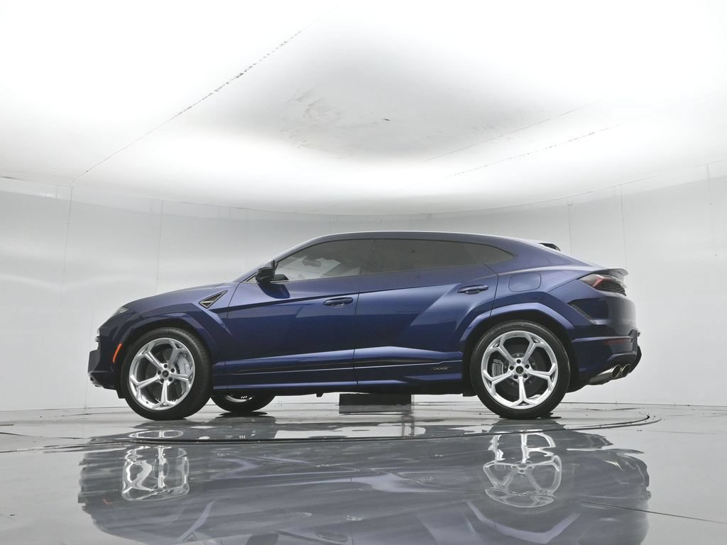 Used 2026 Lamborghini Urus SE AWD/4WD image 54
