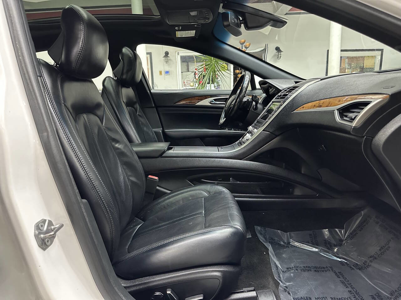 Used 2017 Lincoln MKZ Reserve w/ Technology Package image 17