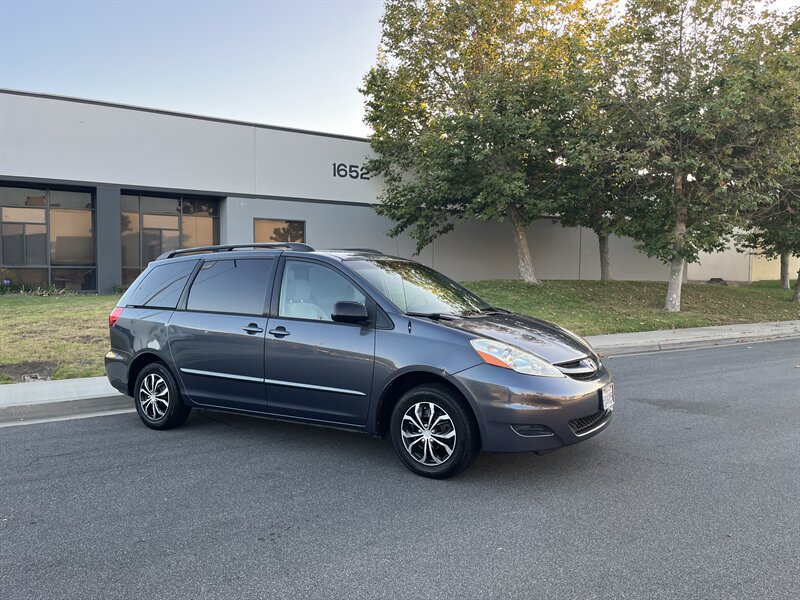 Used 2006 Toyota Sienna LE FWD image 6