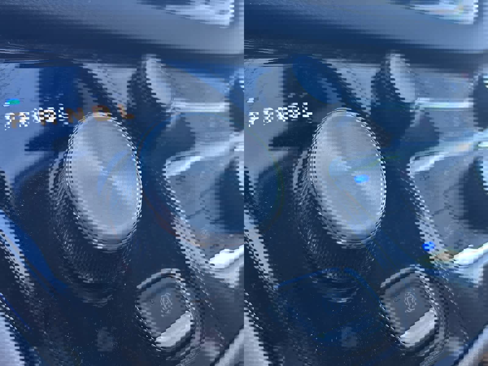 Used 2024 Chrysler Pacifica Touring-L image 34