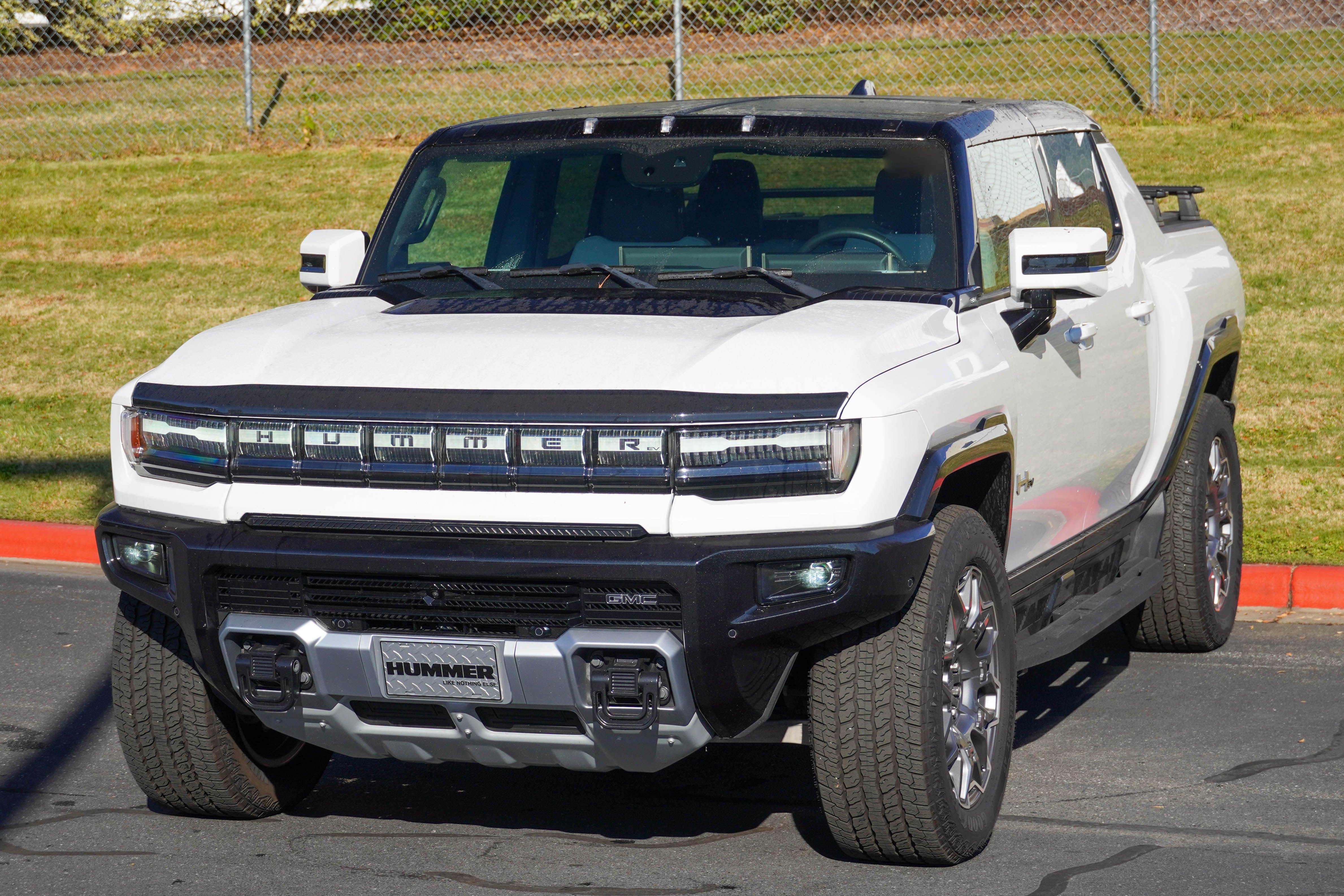 Used 2024 GMC Hummer EV 3X AWD/4WD image 5