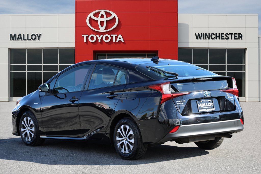 Certified 2022 Toyota Prius XLE w/ Advanced Technology Package image 2