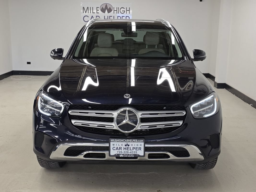 Used 2021 Mercedes-Benz GLC 300 4MATIC image 2