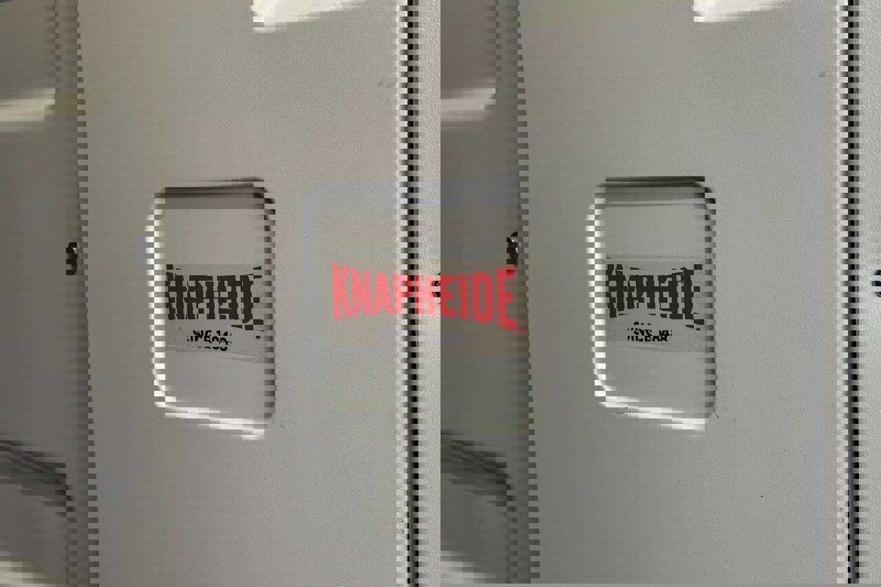 Used 2022 Ford E-Transit 148 High Roof w/ Load Area Protection Package image 18