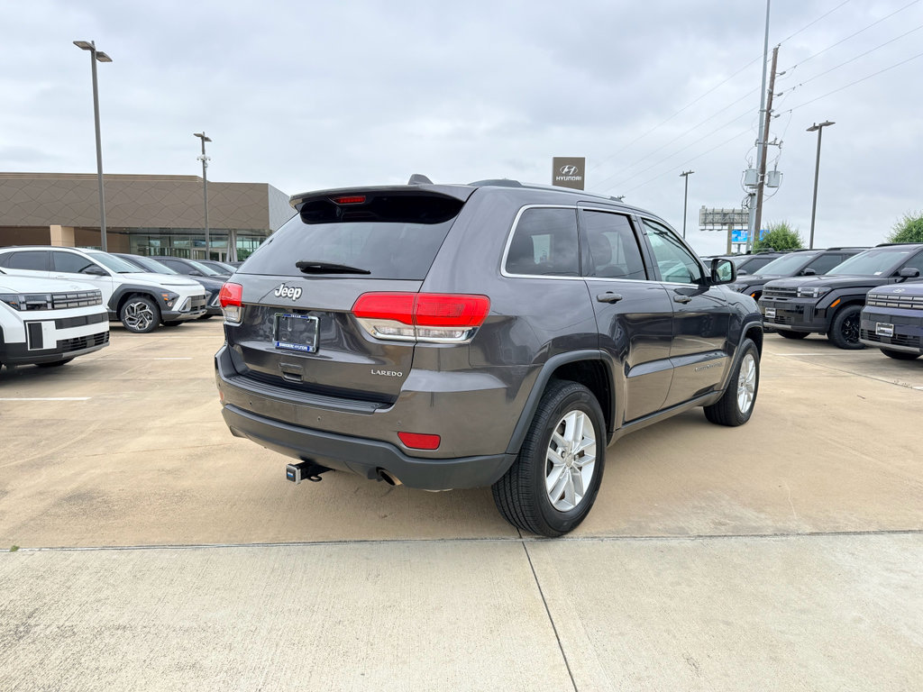 Used 2017 Jeep Grand Cherokee Laredo w/ Quick Order Package 2BE RWD image 5