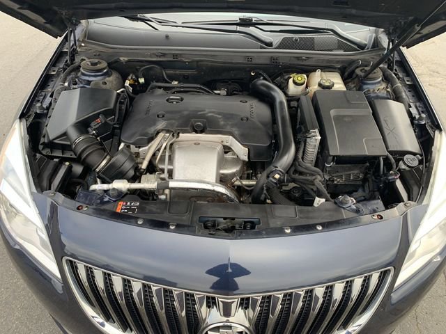 Used 2017 Buick Regal Sport Touring FWD image 28