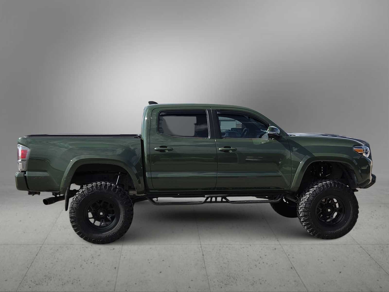 Used 2021 Toyota Tacoma TRD Sport w/ TRD Premium Sport Package RWD image 8