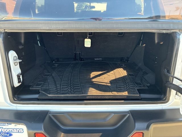 Used 2018 Jeep Wrangler Unlimited Rubicon AWD/4WD image 10
