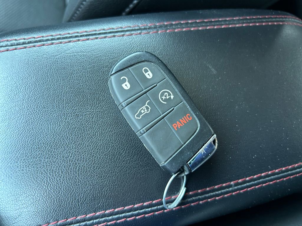 Used 2022 Jeep Compass Trailhawk w/ Trailhawk Elite Group image 33