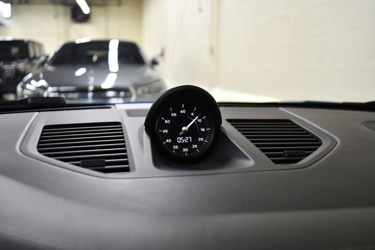 Used 2022 Porsche 911 Carrera image 29