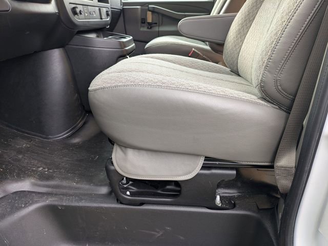 New 2025 Chevrolet Express 3500 w/ Power Convenience Package image 10