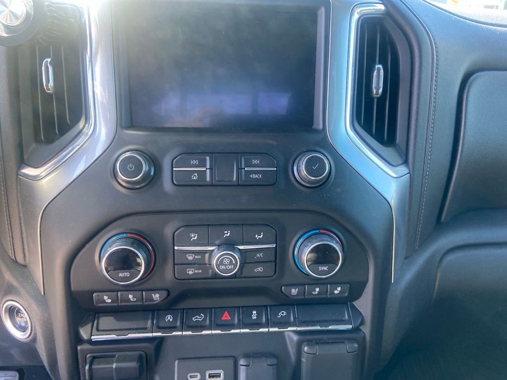 Used 2020 Chevrolet Silverado 1500 LTZ w/ LTZ Convenience Package AWD/4WD image 19