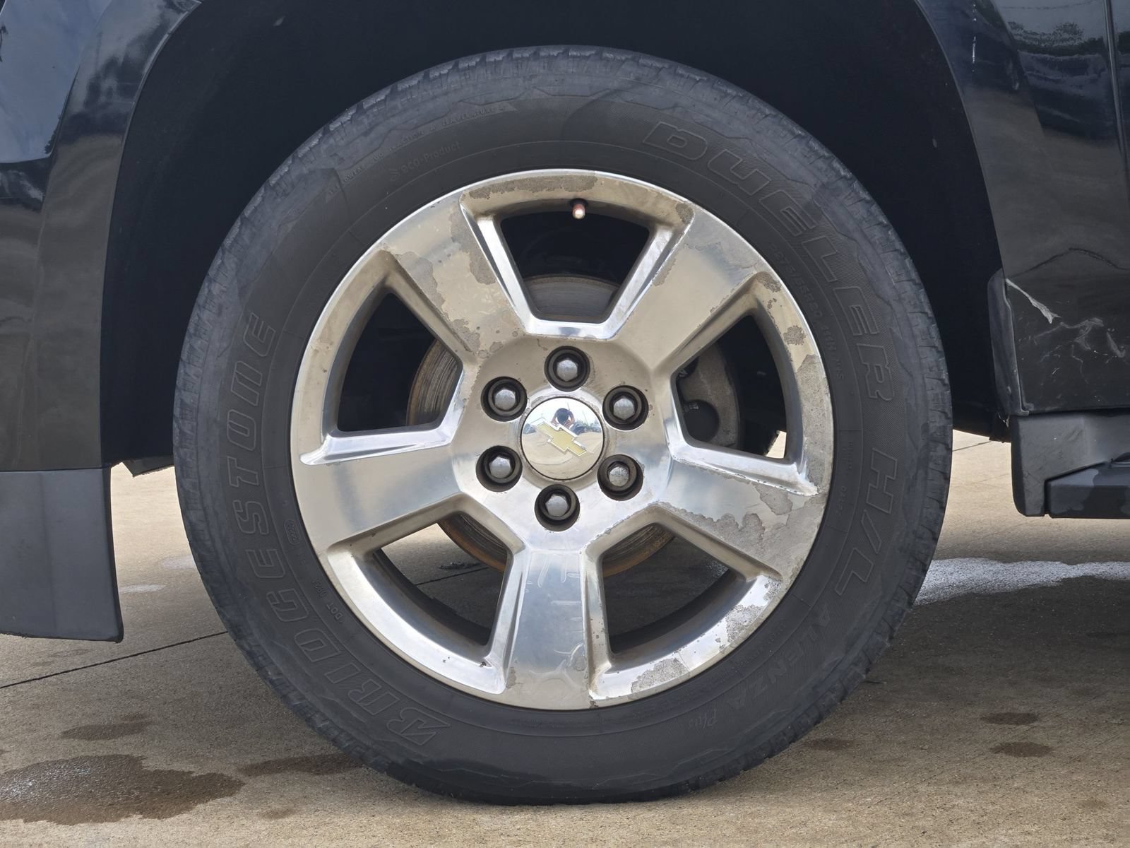 Used 2016 Chevrolet Suburban LS w/ Enhanced Driver Alert Package RWD image 11