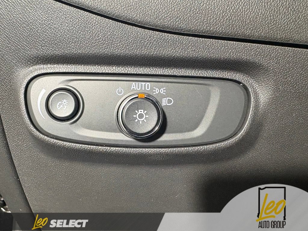 Used 2024 Chevrolet Equinox LT FWD image 13