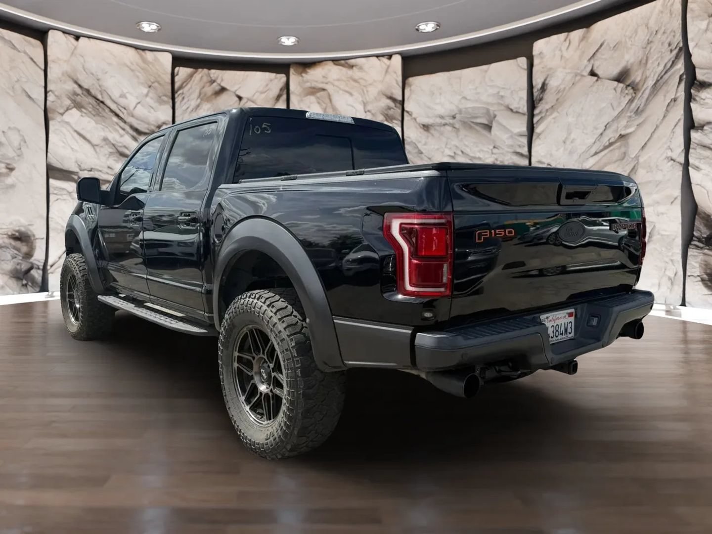 Used 2017 Ford F150 Raptor w/ Equipment Group 802A Luxury AWD/4WD image 8
