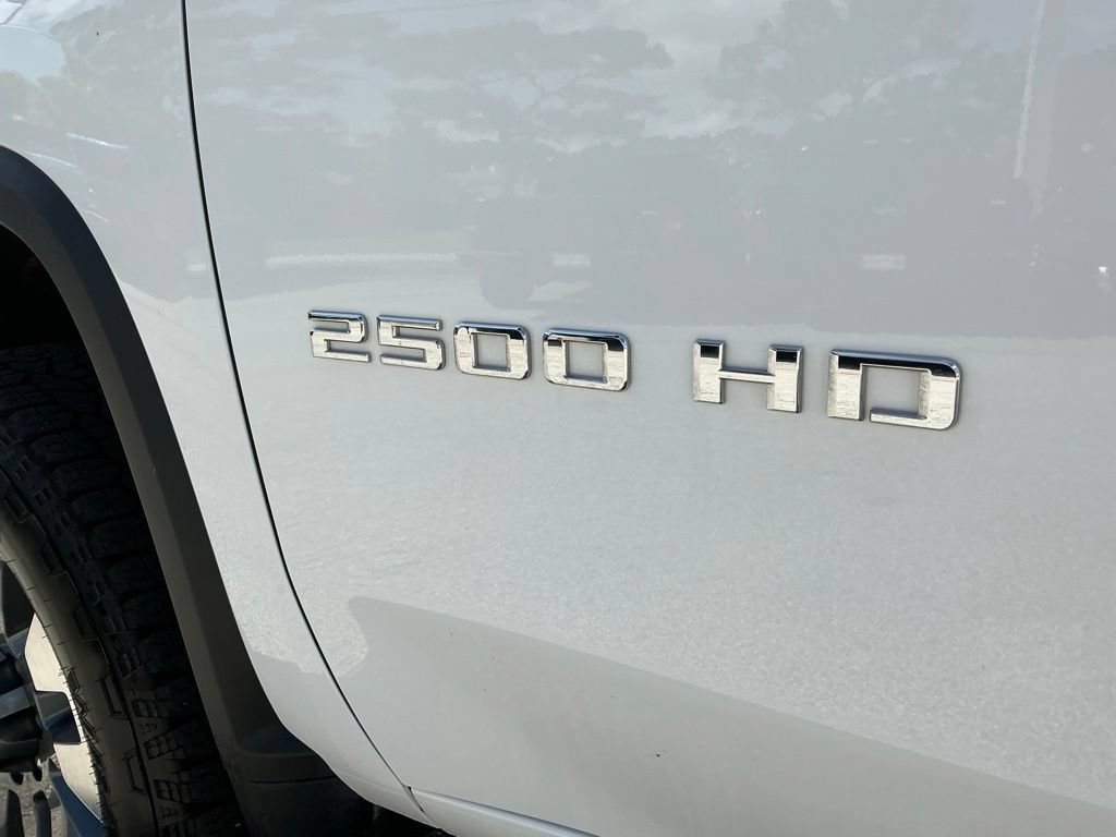 Used 2025 Chevrolet Silverado 2500 Custom w/ Custom Value Package AWD/4WD image 26