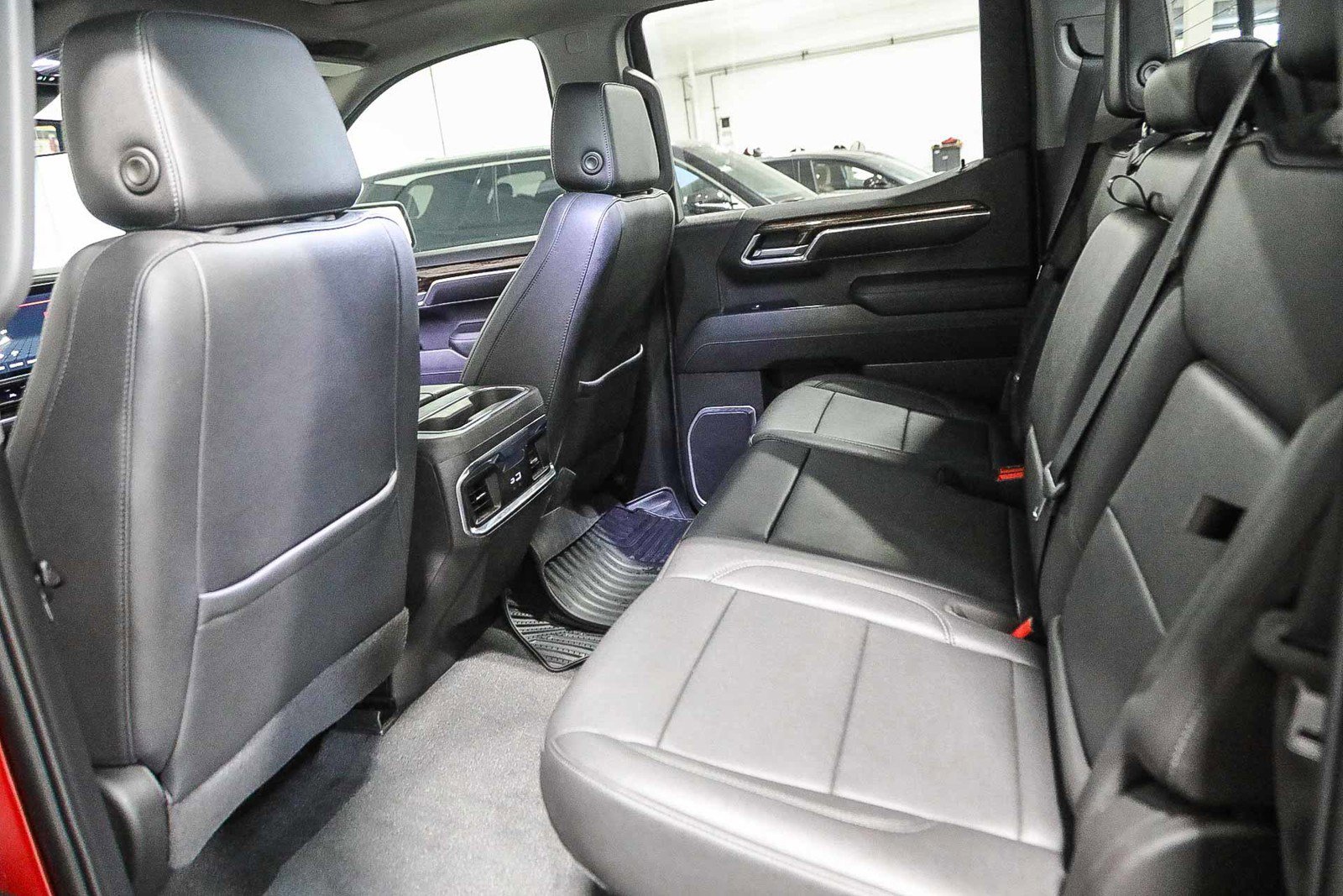 Used 2022 GMC Sierra 1500 Elevation w/ Elevation Premium Package image 18