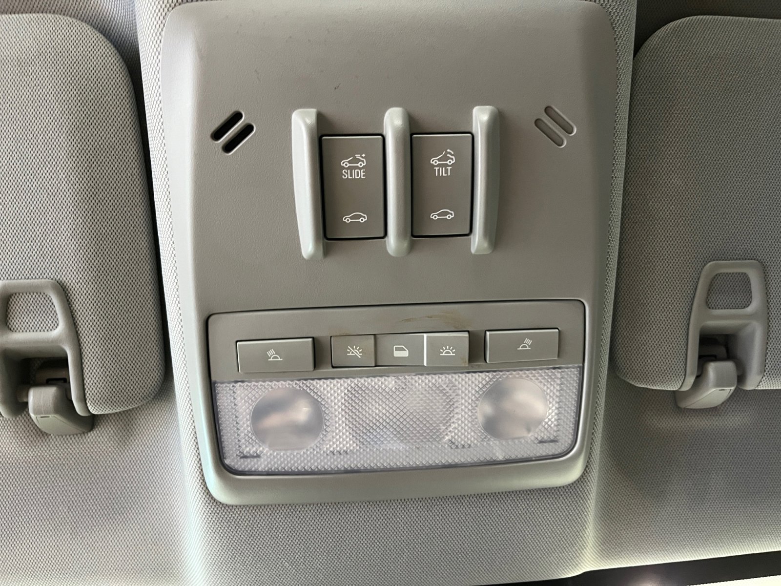 Used 2018 Chevrolet Trax LT w/ Sun & Sound Package image 24