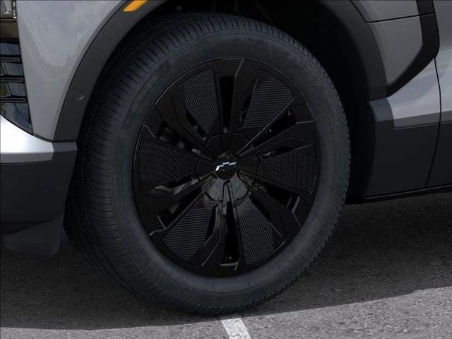 Used 2025 Chevrolet Blazer EV LT w/ Midnight/Sport Edition image 9