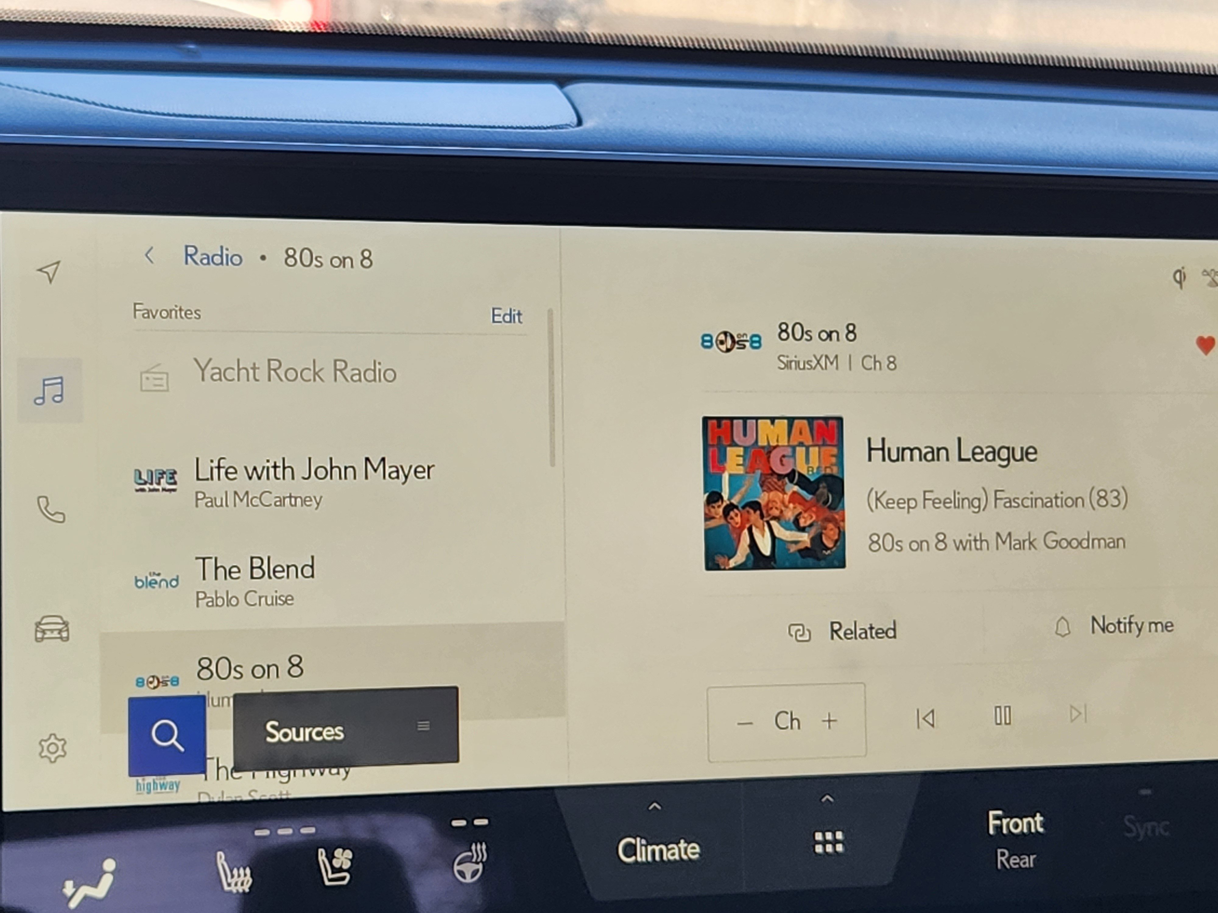 Used 2025 Lexus TX 500h AWD w/ Technology Package image 28