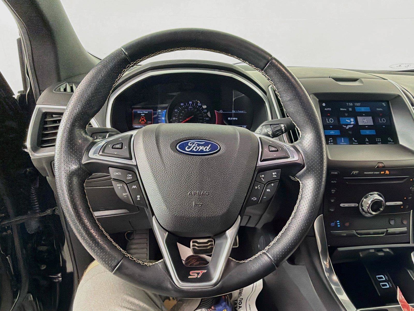 Used 2019 Ford Edge ST w/ Equipment Group 401A AWD/4WD image 20