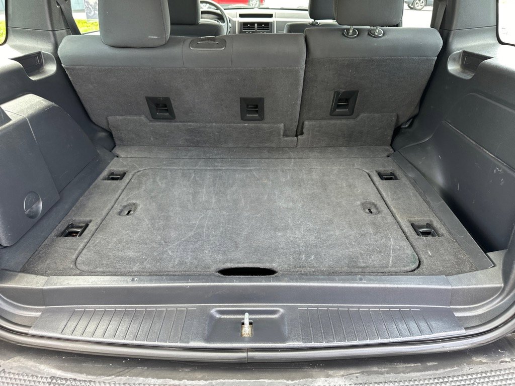 Used 2009 Jeep Liberty Sport image 10