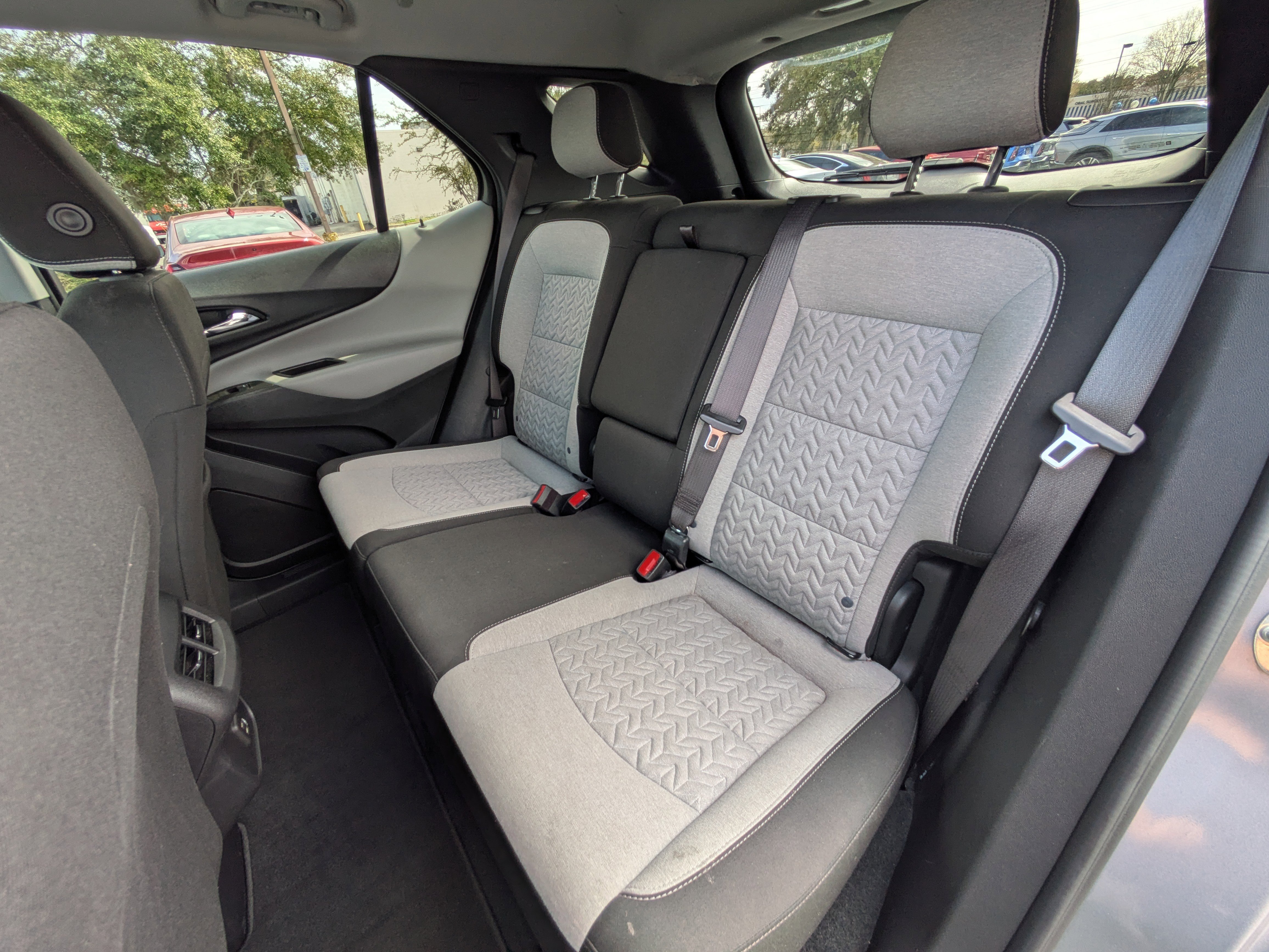 Used 2024 Chevrolet Equinox LT image 9