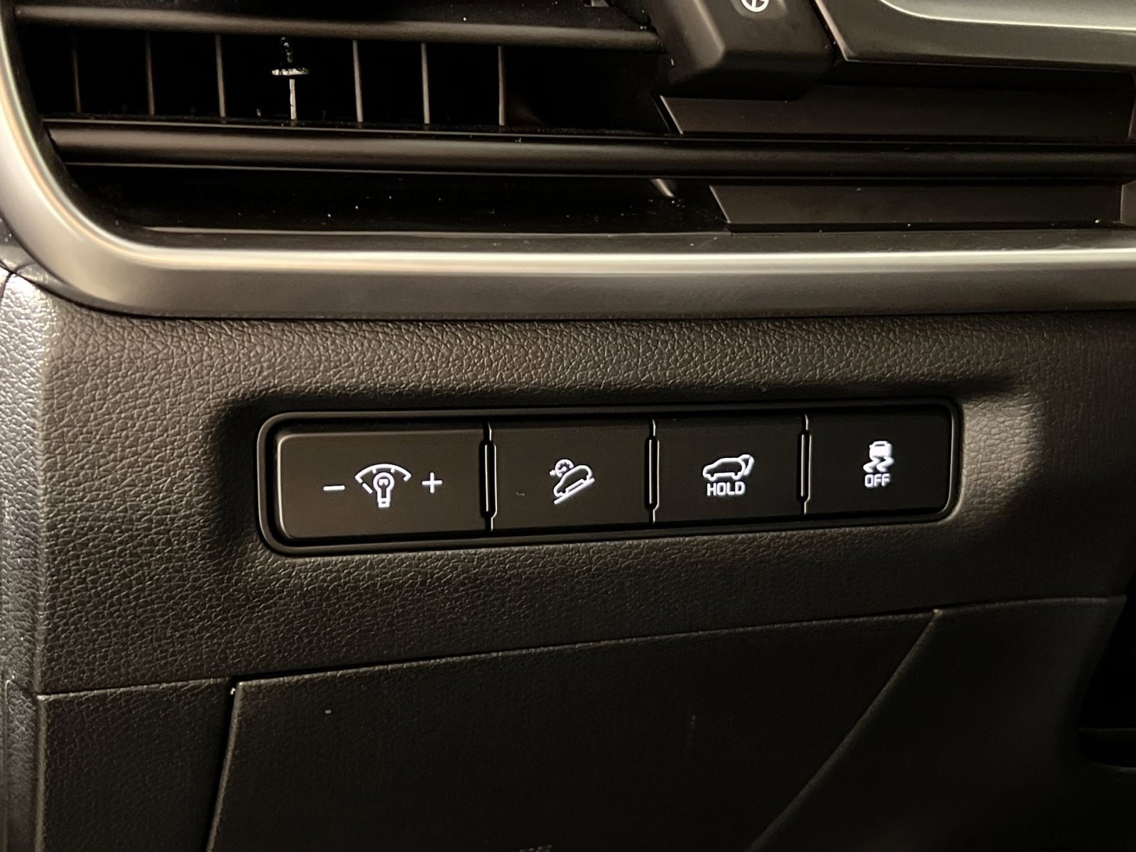 Used 2025 Kia Telluride S image 32