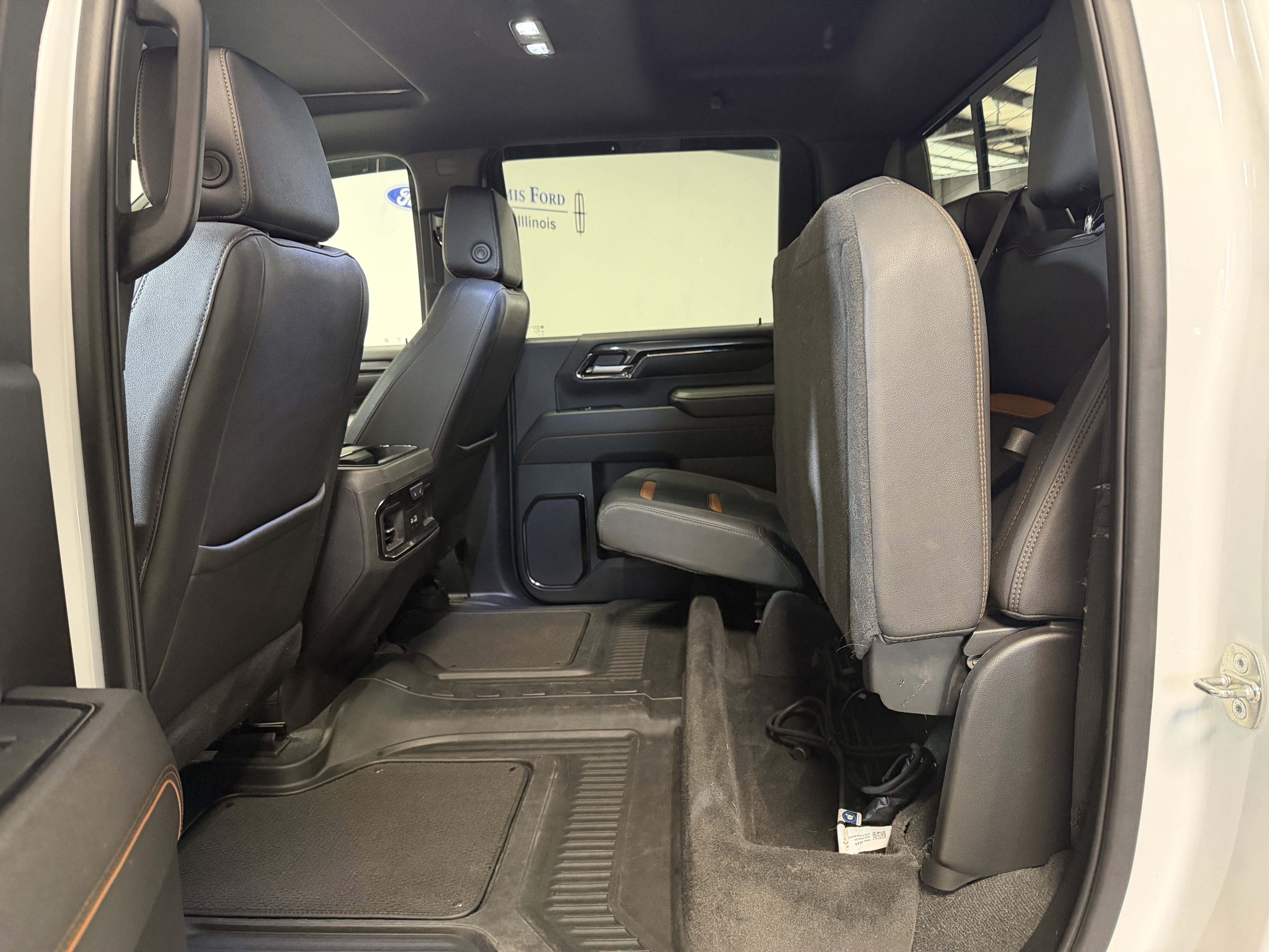 Used 2024 GMC Sierra 2500 AT4 w/ AT4 Preferred Package image 27