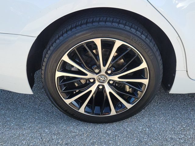 Used 2018 Toyota Camry SE FWD image 10