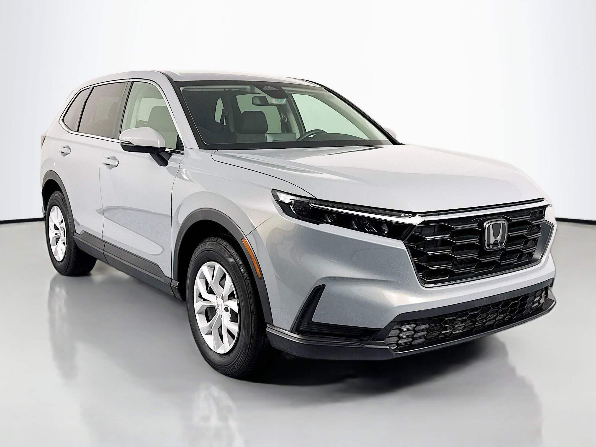 Certified 2025 Honda CR-V LX image 3