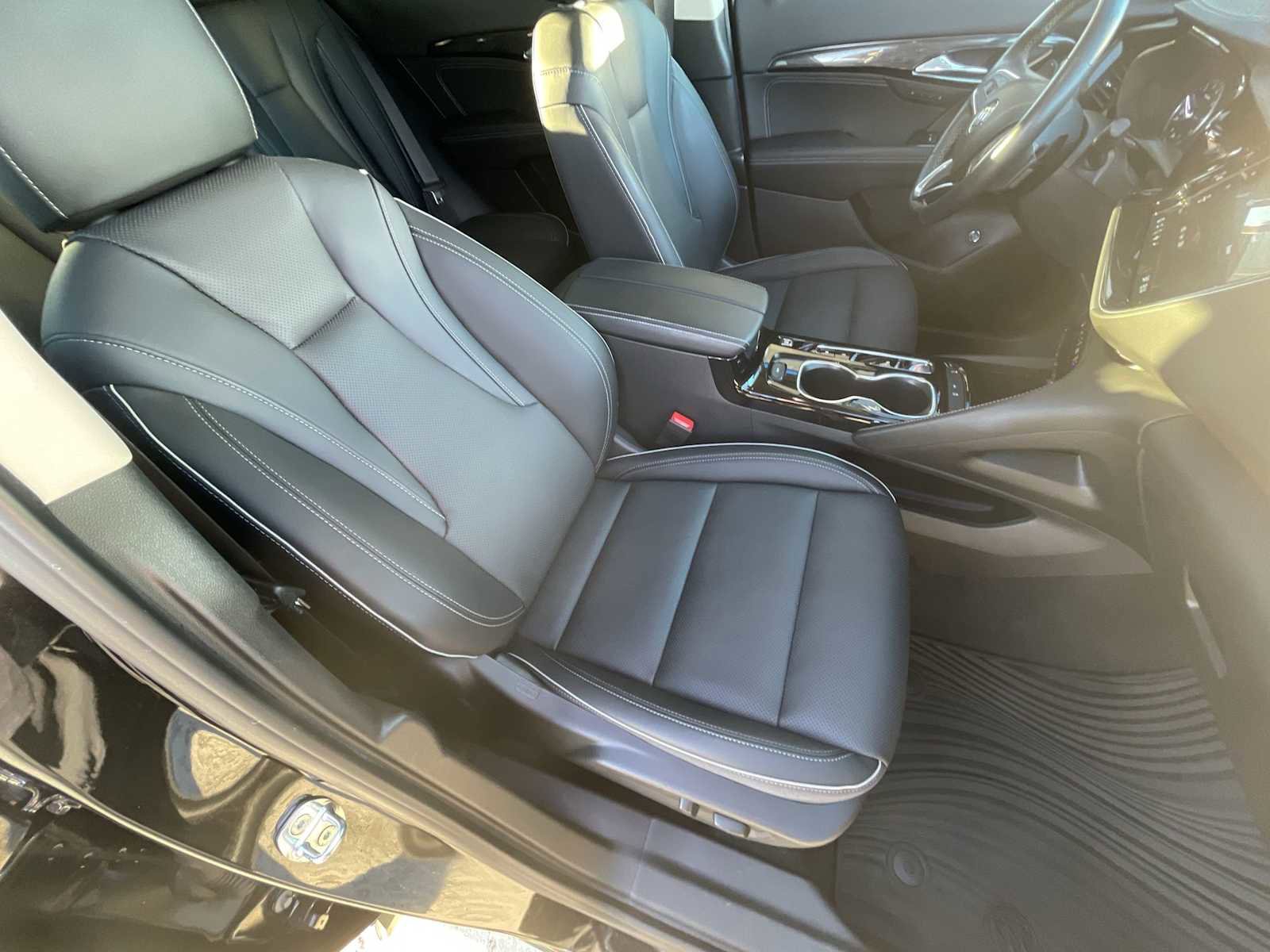 Certified 2023 Buick Envision Essence image 27