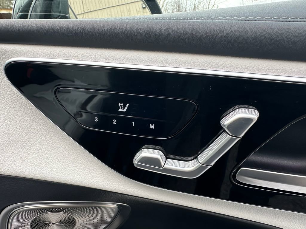 Used 2024 Mercedes-Benz GLC 300 4MATIC image 31