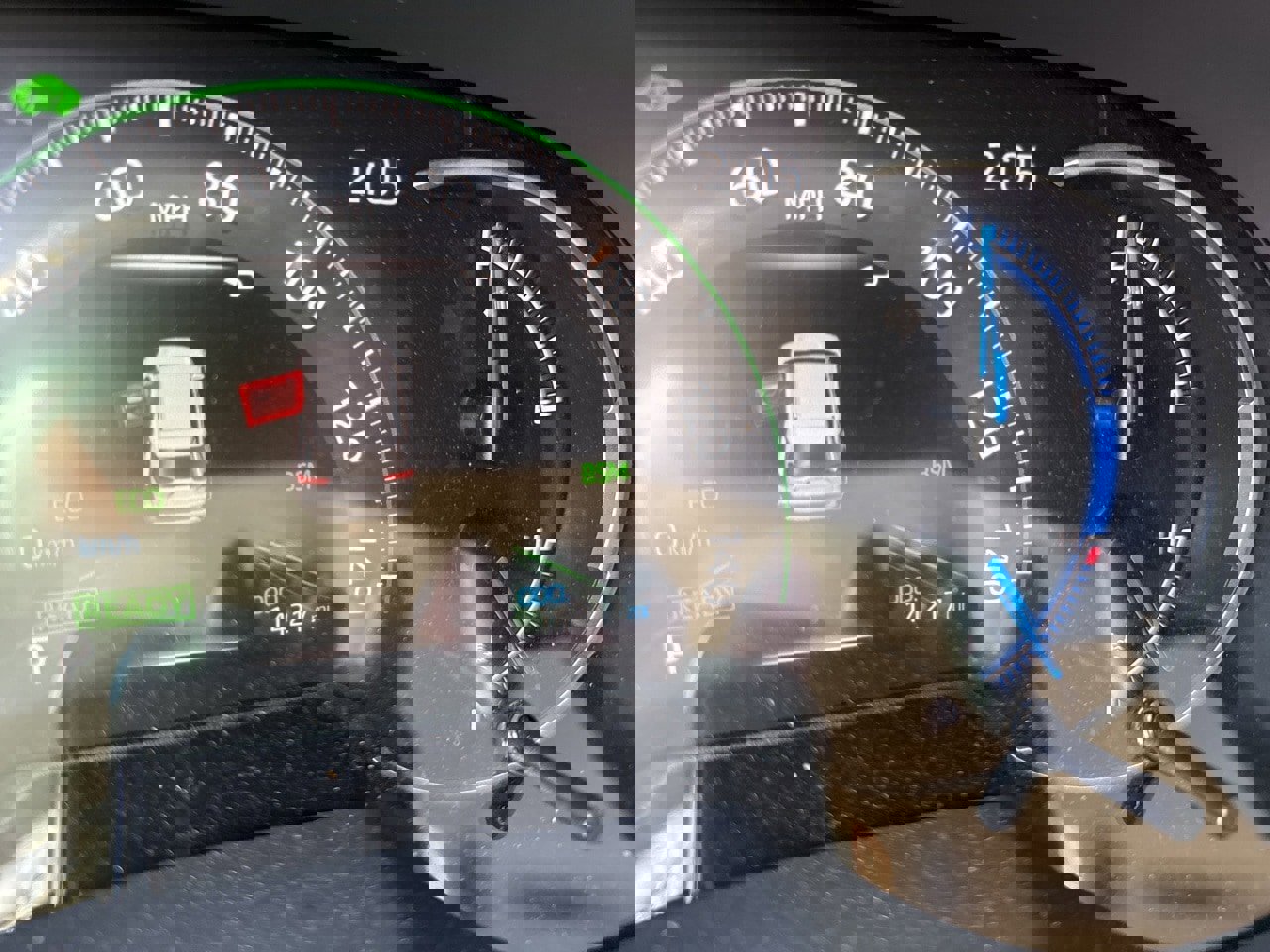 Used 2023 Toyota RAV4 XLE w/ Convenience Package image 8