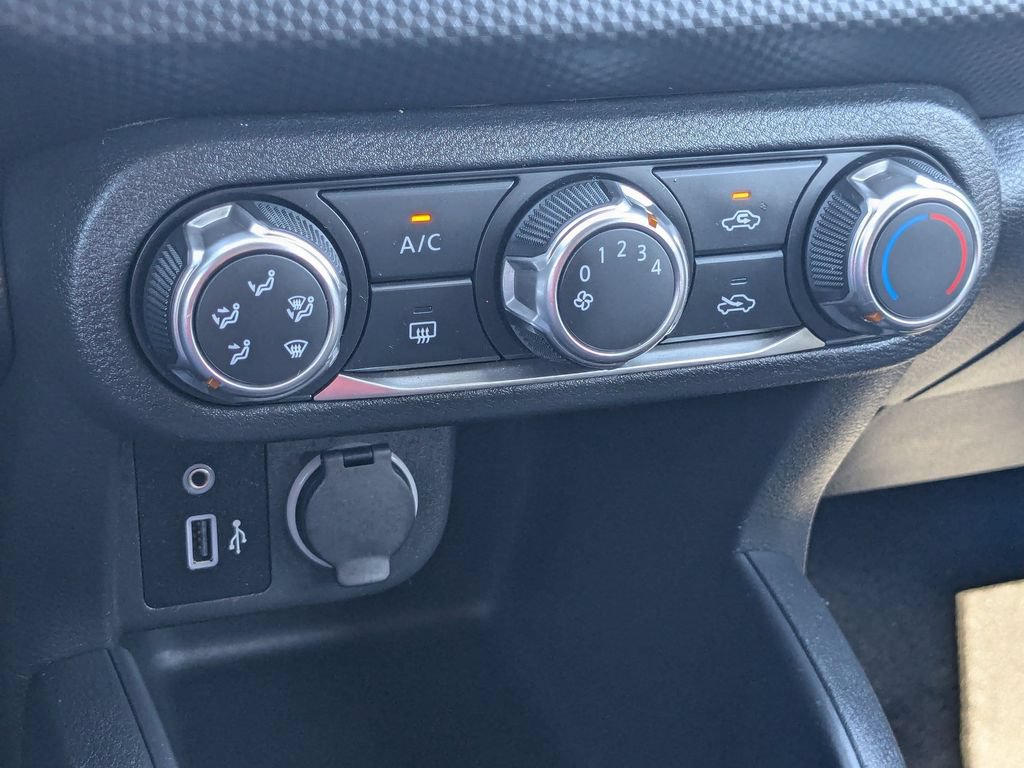 Used 2025 Nissan Kicks Play S FWD image 21
