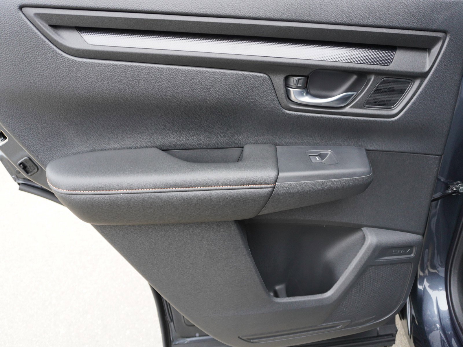 Used 2025 Honda CR-V Sport-L image 13