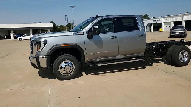 New 2026 GMC Sierra 3500 SLE w/ SLE Convenience Package image 5