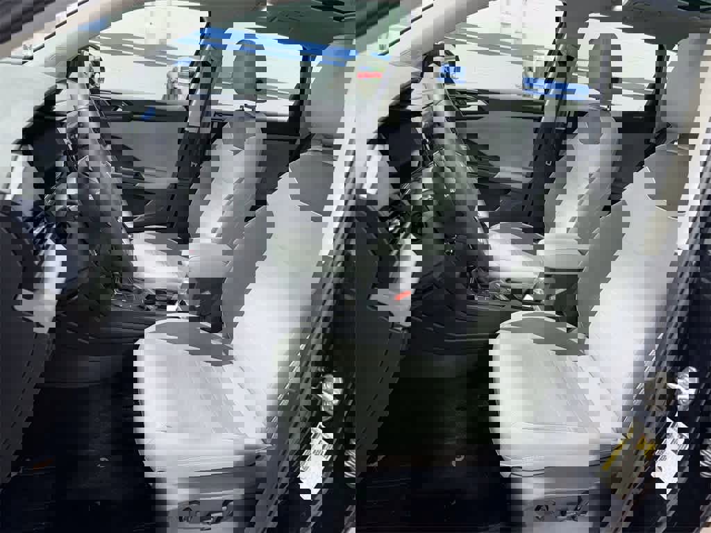 Used 2023 Volkswagen Taos SE w/ Panoramic Sunroof Package image 15