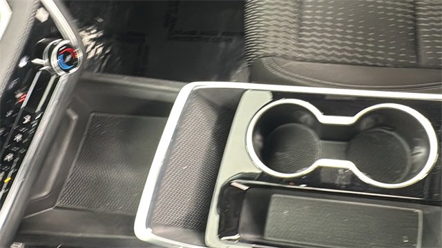 Used 2025 Chevrolet Equinox LT image 29