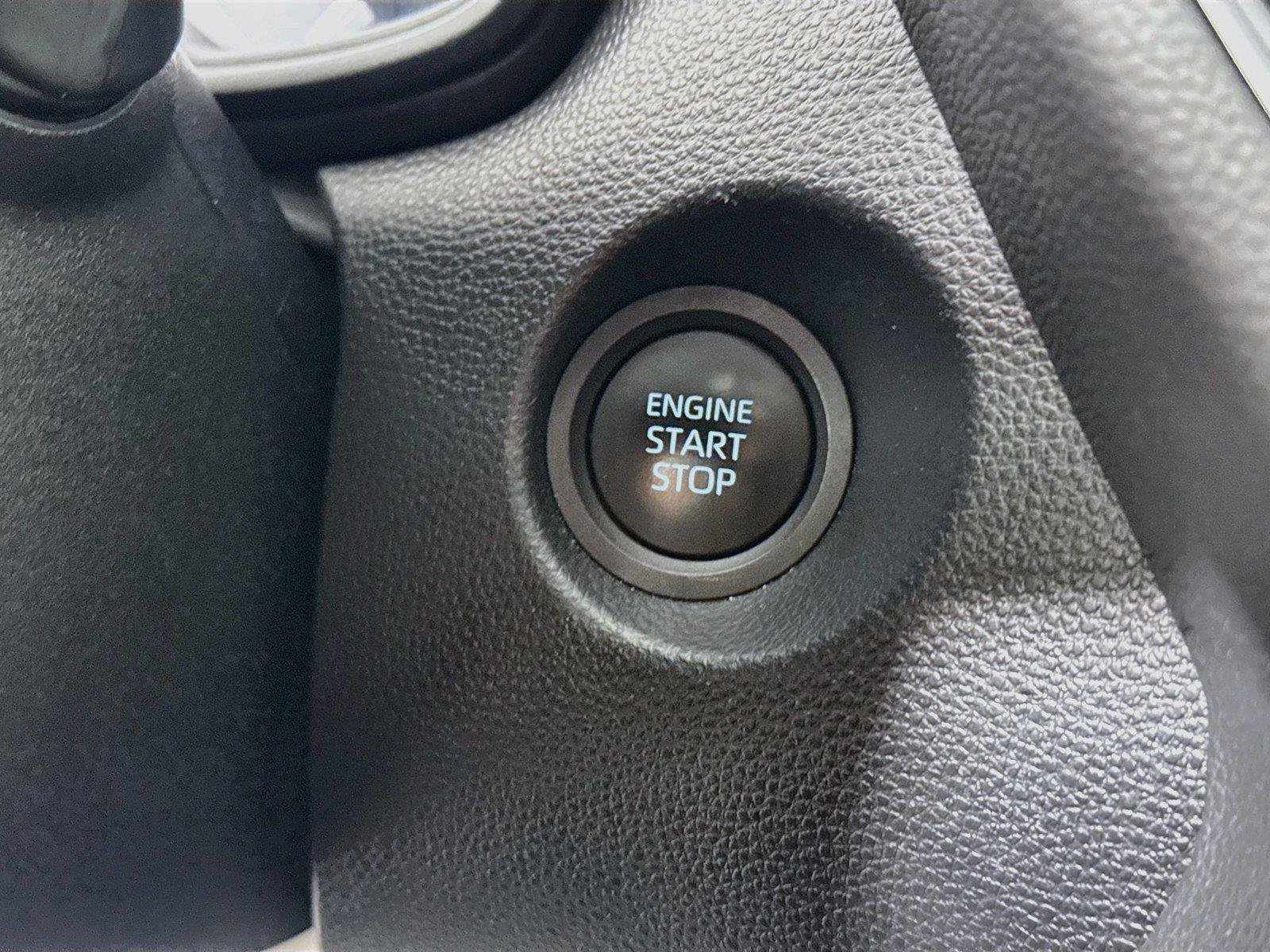 Used 2025 Toyota Corolla Cross LE w/ Moonroof Package AWD/4WD image 21