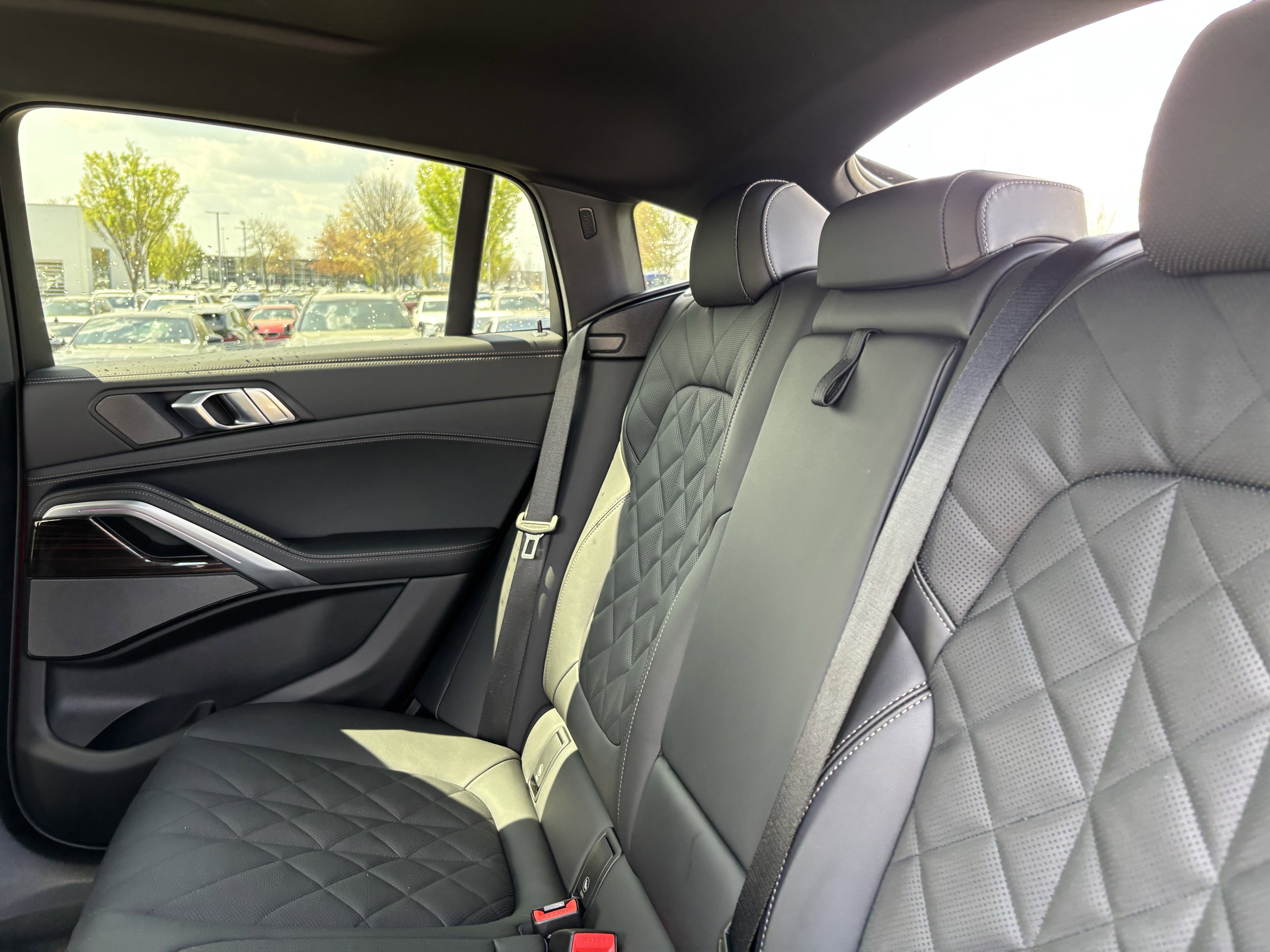 Certified 2026 BMW X6 xDrive40i AWD/4WD image 32