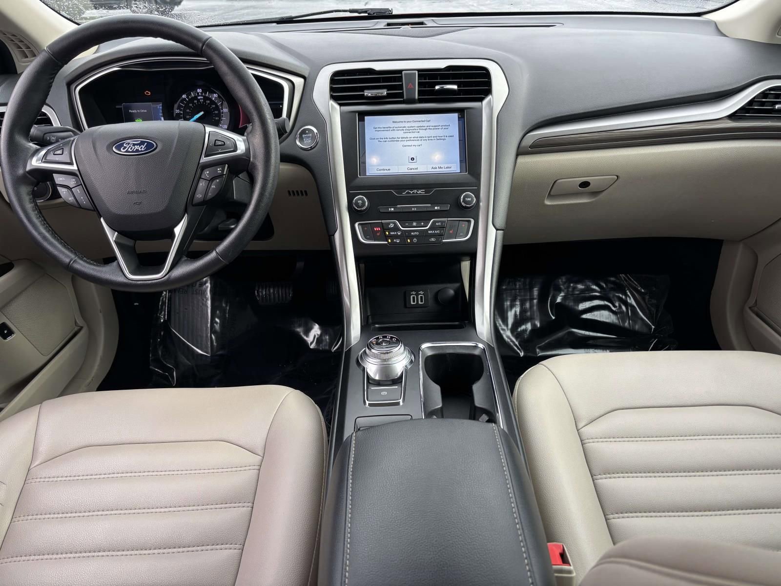 Used 2019 Ford Fusion SEL image 30