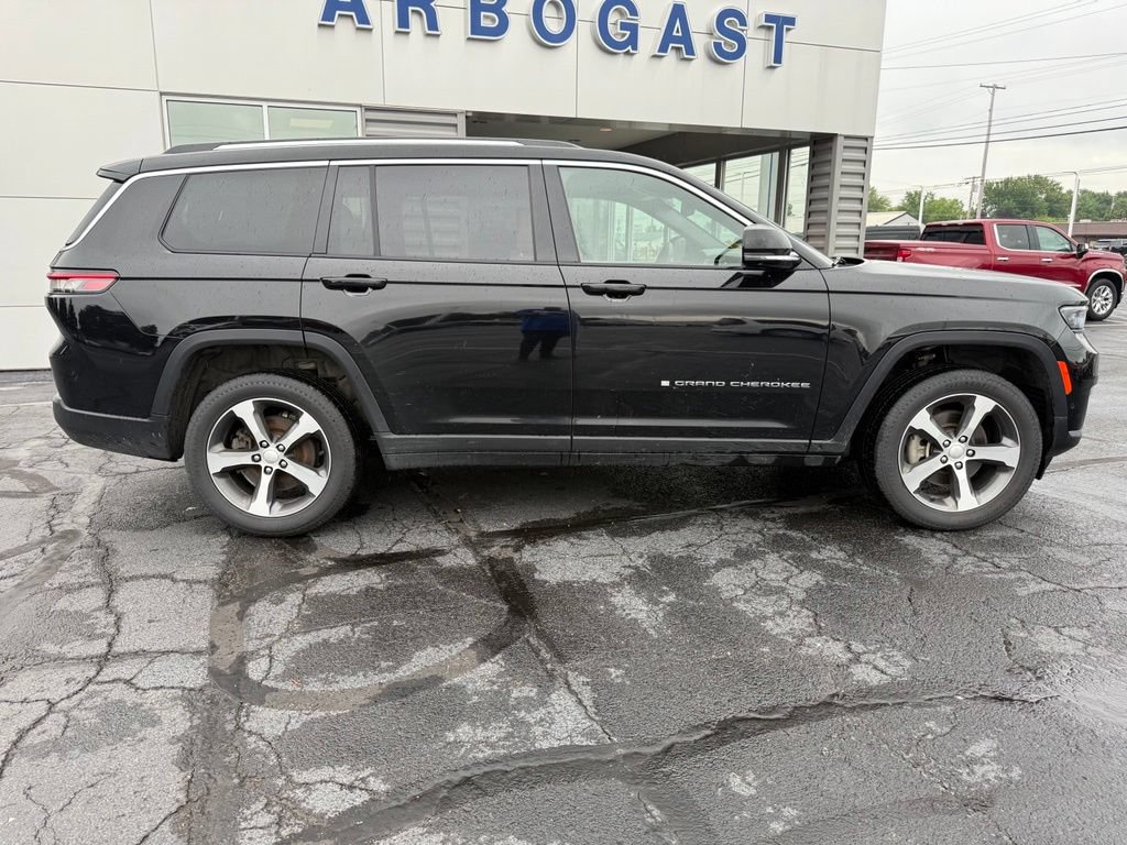 Used 2023 Jeep Grand Cherokee L Limited w/ Luxury Tech Group II AWD/4WD image 7