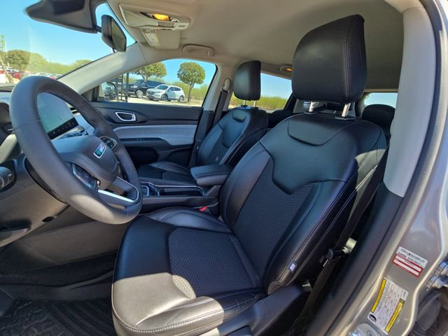 Used 2022 Jeep Compass Latitude image 14