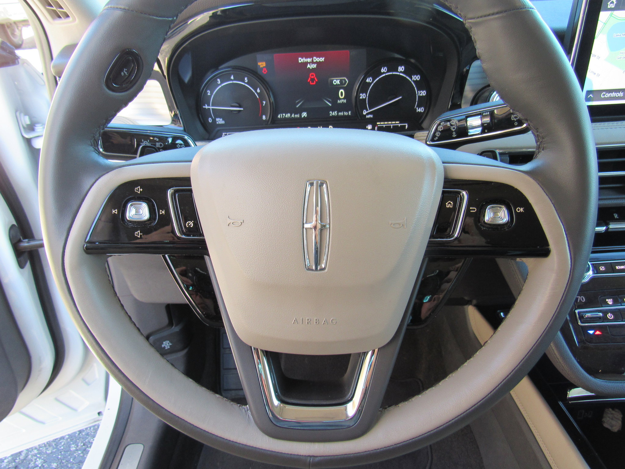 Certified 2020 Lincoln Corsair FWD w/ Equipment Group 101A image 19