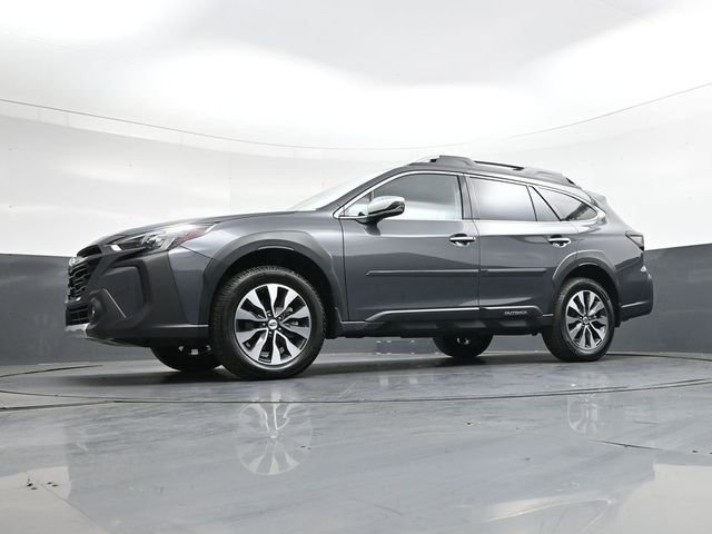 Used 2025 Subaru Outback Touring XT AWD/4WD image 36