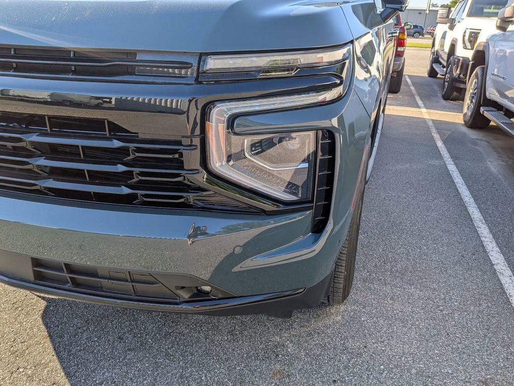 Used 2025 Chevrolet Suburban RST w/ Comfort Package AWD/4WD video 2