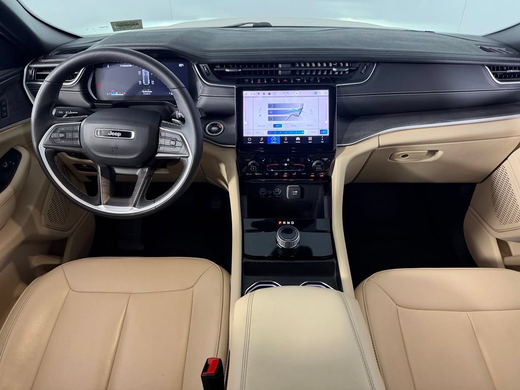 Certified 2024 Jeep Grand Cherokee Limited RWD image 13