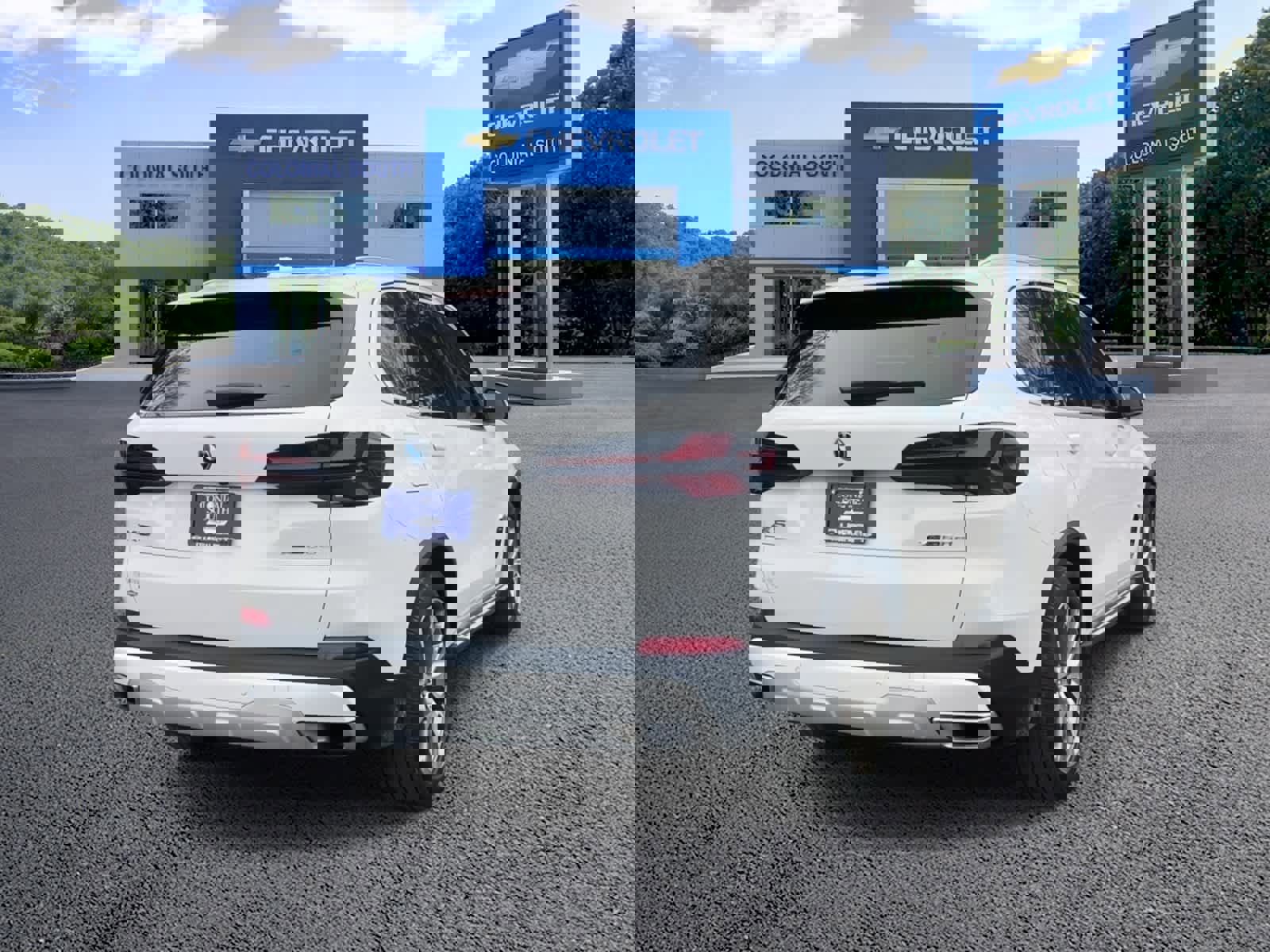 Used 2025 BMW X5 xDrive50e image 6